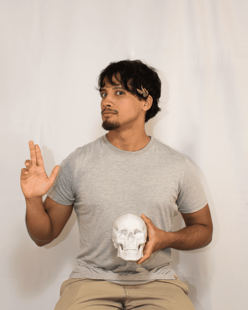 Retrato de Lucas Falcón, artista de Imaginario simbólico